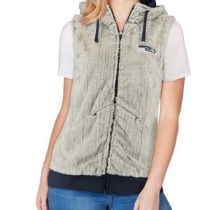 Antigua Women's Gray Faux Fur Hooded Vest - Seattle Seahawks Patch NWT